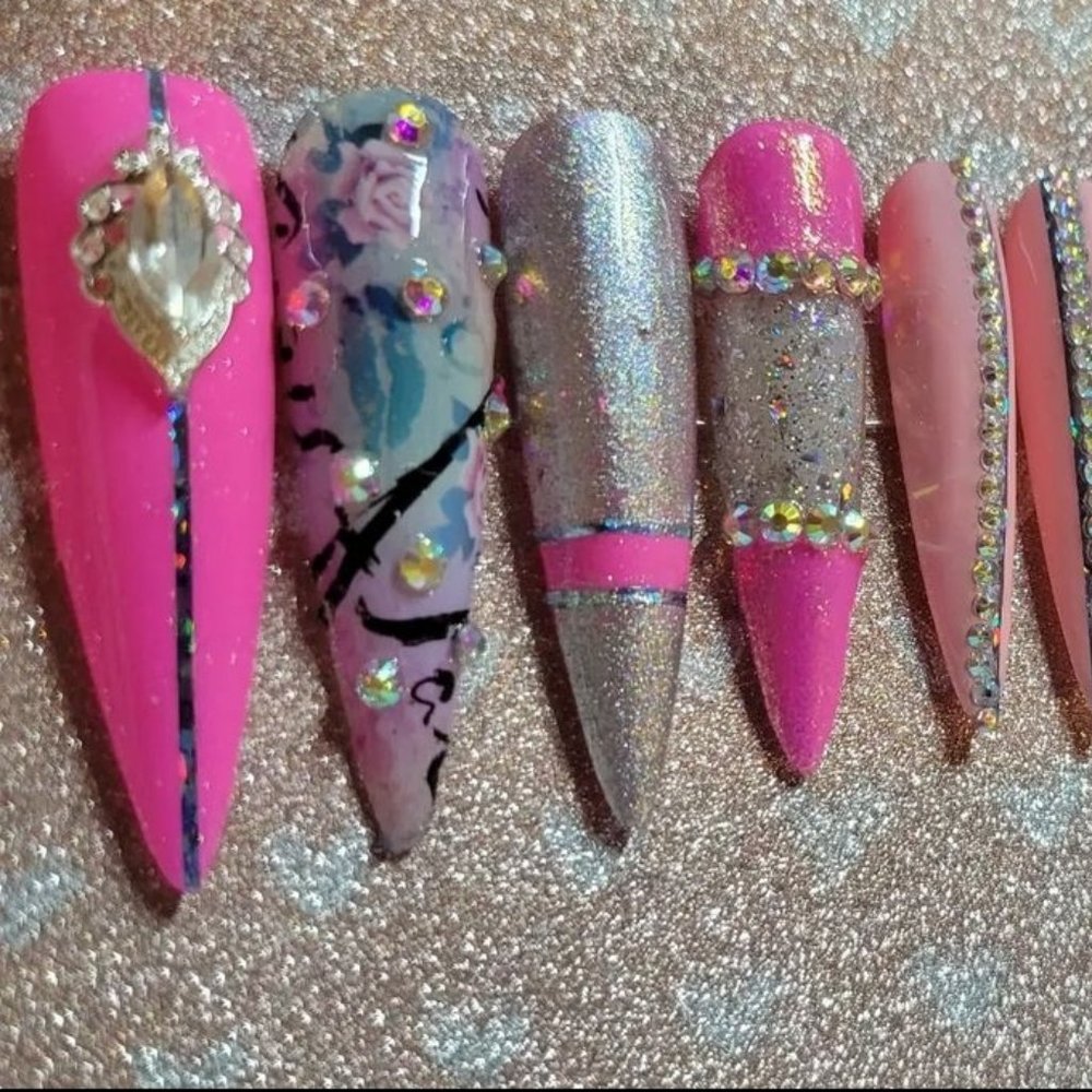 Holographic and pink press on nails